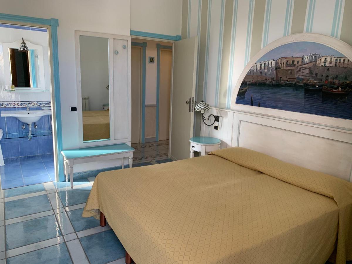 Hotel Isolabella Ventotene Kültér fotó