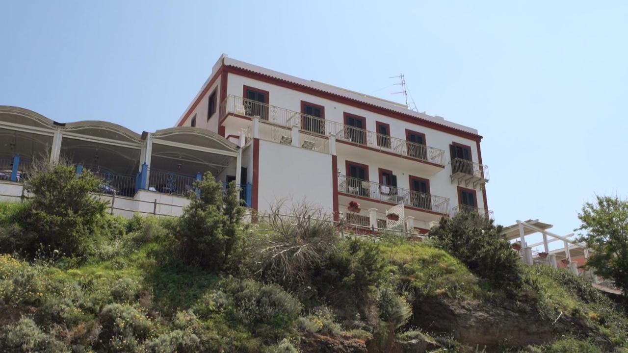 Hotel Isolabella Ventotene Kültér fotó
